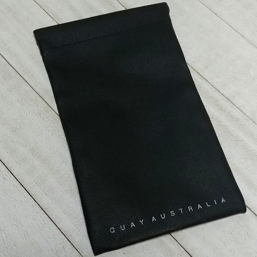 Quay Australia Textured Faux Leather Sunglasses Case
